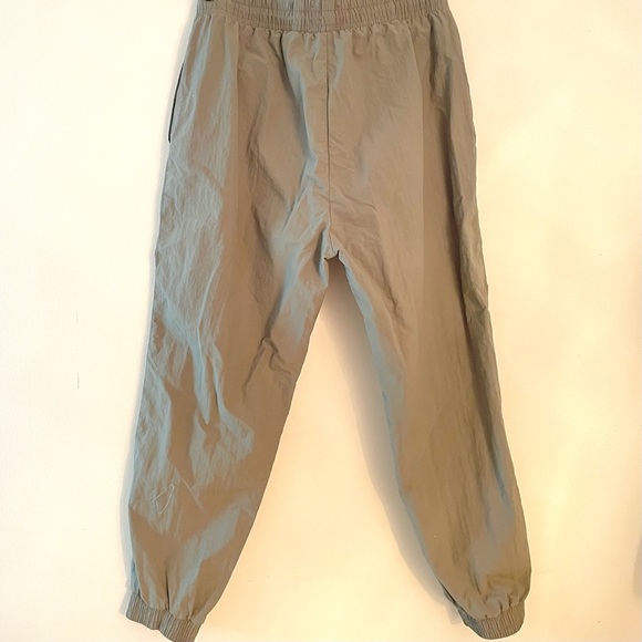 Wilo The Label Parachute Pants, Women’s Khaki Green Medium - Picture 4 of 11